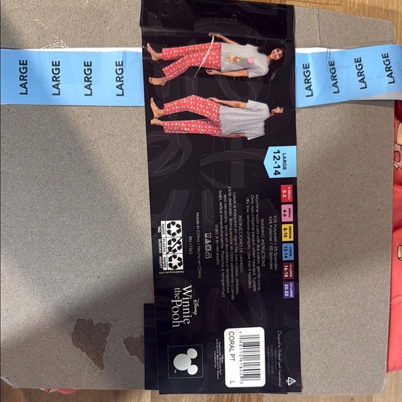 NWT Women’s Winnie the Pooh Pajama Set. Size L (12-14) Disney. Super cute ! - Picture 8 of 9